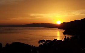 Alloggio Con Parcheggio E Vista - A Due Passi Dal Paradiso